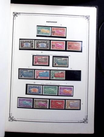 1885-1975 Belle collection de la Réunion en deux albums,