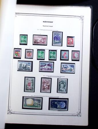 1885-1975 Belle collection de la Réunion en deux albums,