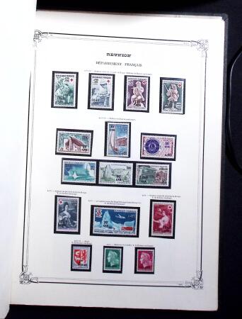 1885-1975 Belle collection de la Réunion en deux albums,