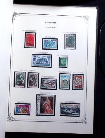 1885-1975 Belle collection de la Réunion en deux albums,