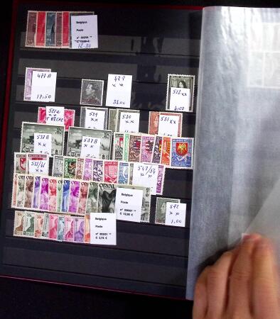 1858-2018, Mostly never hinged collection with duplication