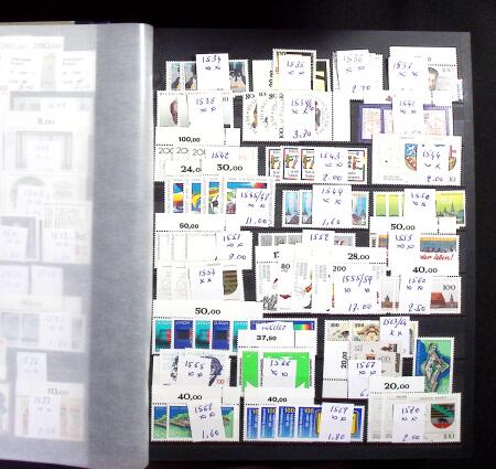 1850-2018, Chiefly never hinged collection plus some