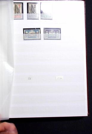 1892-1950 Collection surtout de neufs d'Afrique en 3