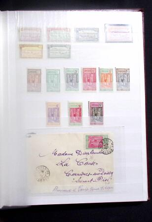 1892-1950 Collection surtout de neufs d'Afrique en 3