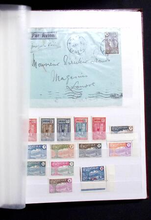 1892-1950 Collection surtout de neufs d'Afrique en 3
