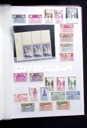 1892-1950 Collection surtout de neufs d'Afrique en 3