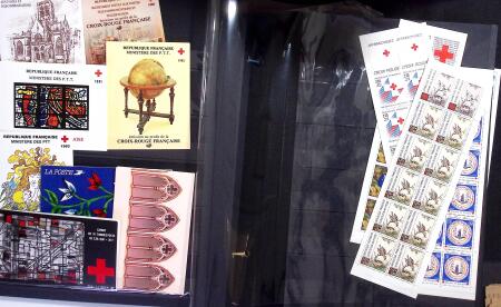 1895-2003 Petit ensemble rassemblant 2 journaux " la
