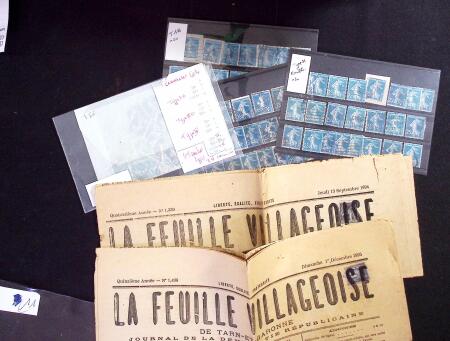 1895-2003 Petit ensemble rassemblant 2 journaux " la