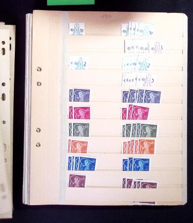 1940-1959 Small stock of the complete period x7 examples,