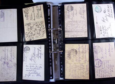 1914-1918 Un classeur avec envions 150 cartes postaux