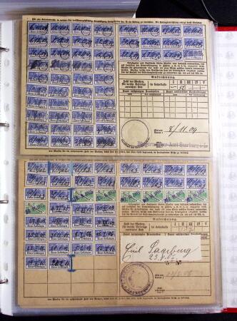 1895-1941 Classeur de 55 cartes avec timbres sociaux postaux d'Alsace Lorraine, obl. Sarrebourg, idéal pour étude