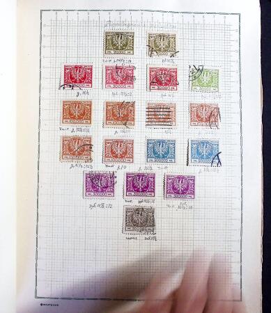 1918-45, Fascinating collection of Poland in one stockbook