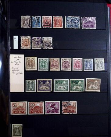 1918-45, Fascinating collection of Poland in one stockbook