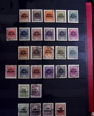 1918-45, Fascinating collection of Poland in one stockbook