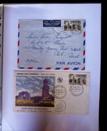 1955-1959 Classeur blanc, contenant environs 400 plis,