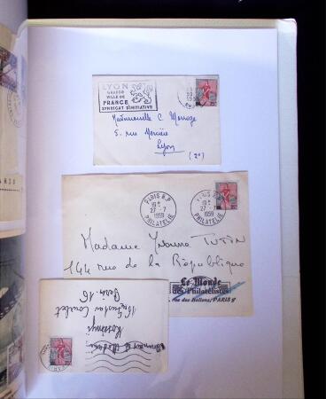 1955-1959 Classeur blanc, contenant environs 400 plis,