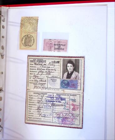 1888-1959 Classeur contenant envions 70 plis, avec