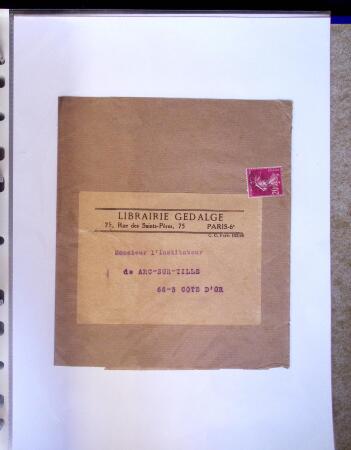 1930-1953 Classeur Bleu contenant envions 60/80 lettres