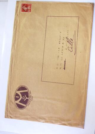 1930-1953 Classeur Bleu contenant envions 60/80 lettres