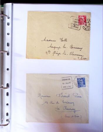 Classeur Vert contenant environs 200 lettres et cartes