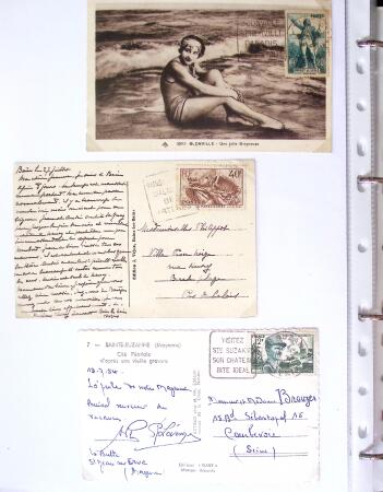 Classeur Vert contenant environs 200 lettres et cartes