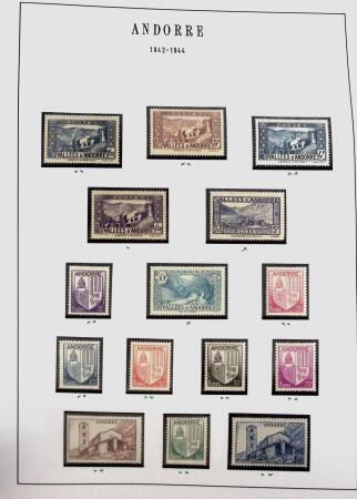 Collection de timbres neufs de Monaco 1923-2019 en