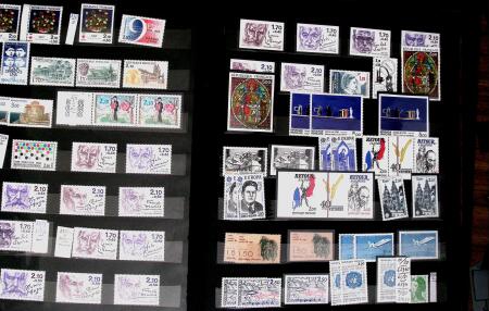 1969-2002 Collection de neufs agrémentée de nombreux