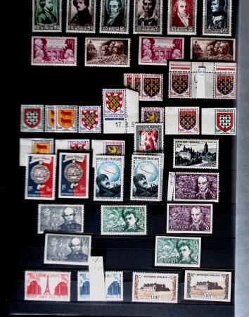 1854-1968 Belle collection de timbres neufs (** à