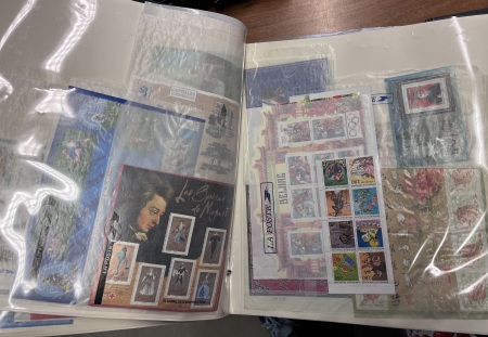 1972-1989 Stock de feuilles et morceaux de feuillent