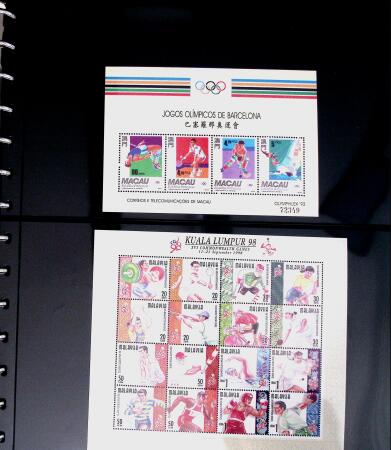 BADMINTON: Specialised collection in four deluxe albums with vignettes, cancellations, postcards, etc. very fine