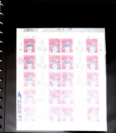 BADMINTON: Specialised collection in four deluxe albums with vignettes, cancellations, postcards, etc. very fine