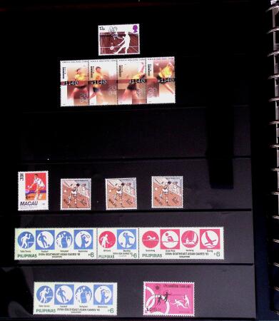 BADMINTON: Specialised collection in four deluxe albums with vignettes, cancellations, postcards, etc. very fine