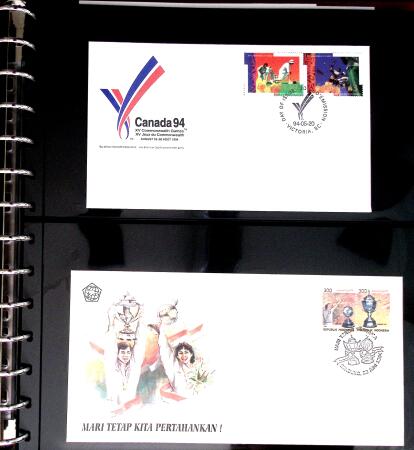 BADMINTON: Specialised collection in four deluxe albums with vignettes, cancellations, postcards, etc. very fine