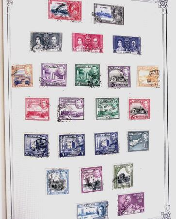 1849-1980 19 gros albums d'une collection mondialiste