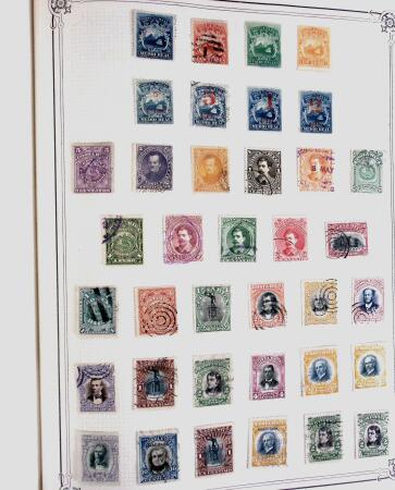 1849-1980 19 gros albums d'une collection mondialiste