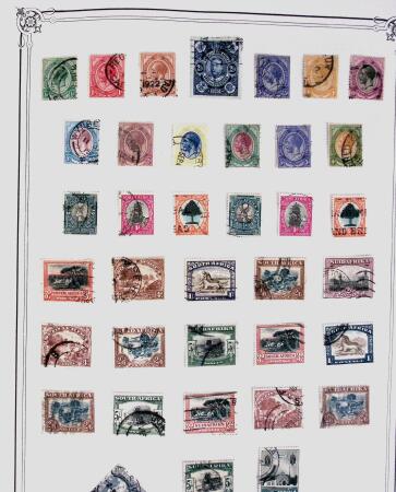 1849-1980 19 gros albums d'une collection mondialiste