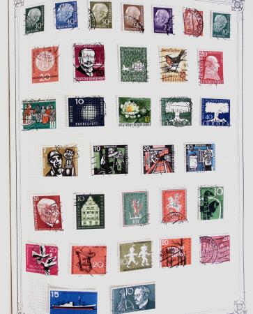 1849-1980 19 gros albums d'une collection mondialiste