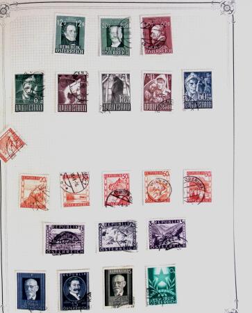 1849-1980 19 gros albums d'une collection mondialiste