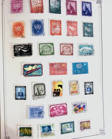 1849-1980 19 gros albums d'une collection mondialiste