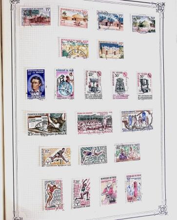 1849-1980 19 gros albums d'une collection mondialiste