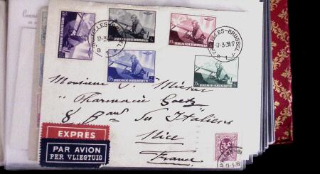 1900-1970 plusieurs centaines de lettres dans 8 classeurs