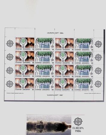 1896-2004 Mostly mnh collection of GREECE in 7 Lindner