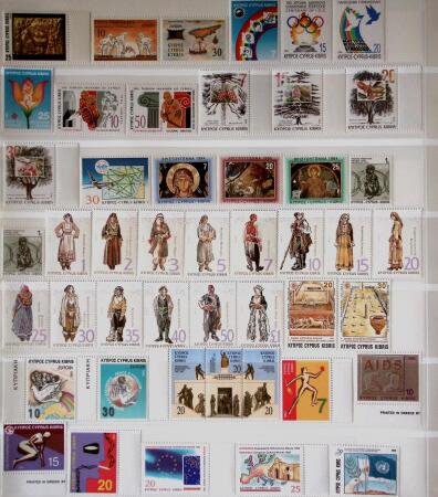 1880-1995 Collection of mint (used at the begining)