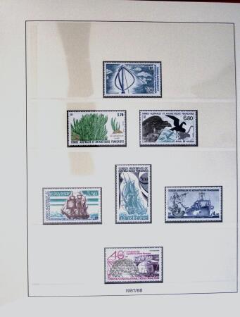 1948-2020 Collection de timbres neufs des TAAF en 3