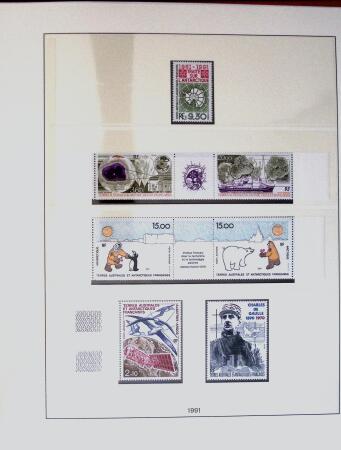 1948-2020 Collection de timbres neufs des TAAF en 3