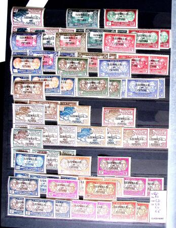 1910-2007, Collection de colonies en un grand classeur