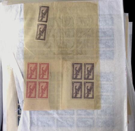 1933-45 Ensemble de 54 planches montrant différentes