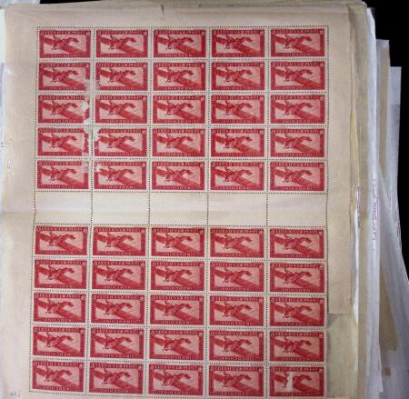 1933-45 Ensemble de 54 planches montrant différentes