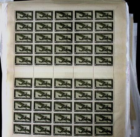 1933-45 Ensemble de 54 planches montrant différentes