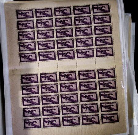 1933-45 Ensemble de 54 planches montrant différentes